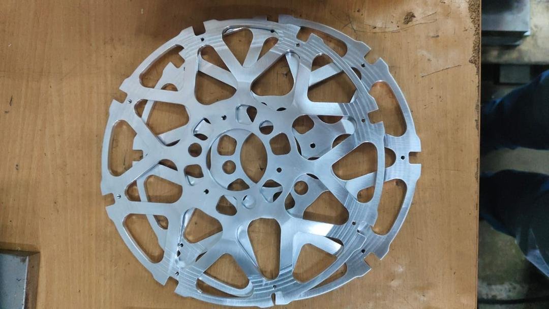 Yamaha R1 Floating Disc Design & Manufacturing - Image 3